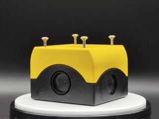 Корпус для поверхостного монтажа, для аварийной кнопки, цвет желтый