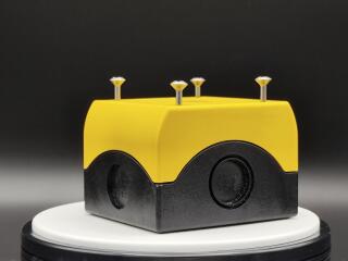 Корпус для поверхостного монтажа, для аварийной кнопки, цвет желтый