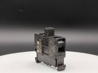 Светодиод с винтовым Зажимом 12-30В (АС), 8-15А, крепление на монтажное основание, цвет зеленый