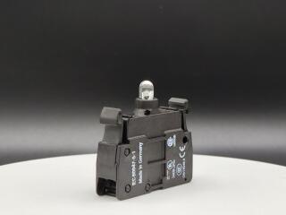 Светодиод с пружинным Зажимом 12-30В (АС), 8-15А, крепление спереди, цвет красный