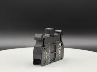 Светодиод с пружинным Зажимом 85-264В (АС), 5-15А, переднее крепление, цвет зеленый