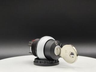 Переключатель с ключом 2х-позиционный 60⁰, с фиксацией, ключ вынимается в положении 0