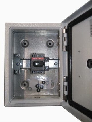 Выключатель безопасности OT16ETMM3TE ЭМС металлический бокс