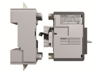 Контакты положения "установлен" части с проводами AUP-I 250Vac FP XT1..XT4