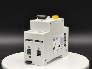 Дифференциальный автоматический выключатель 10/0,03А, кривая отключения С, 1+N полюсов, откл. способность 6 кА