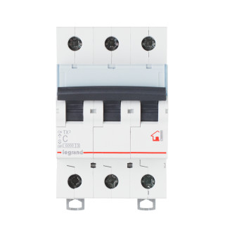 Автоматический выключатель TX³ 6000 - 6 кА - тип характеристики C - 3П - 400 В~ - 32 А - 3 модуля