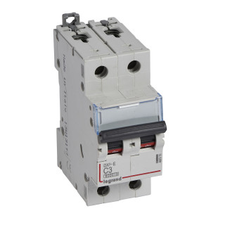 Автоматический выключатель DX³-E 6000 - 6 кА - тип характеристики C - 2П - 230/400 В~ - 3 А - 2 модуля