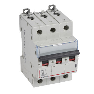 Автоматический выключатель DX³-E 6000 - 6 кА - тип характеристики C - 3П - 230/400 В~ - 1 А - 3 модуля