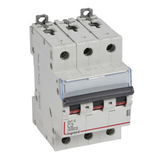 Автоматический выключатель DX³-E 6000 - 6 кА - тип характеристики C - 3П - 230/400 В~ - 2 А - 3 модуля