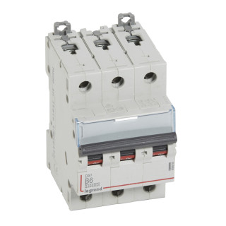 Автоматический выключатель DX³ 10000 - 16 кА - тип характеристики B - 3П - 400 В~ - 6 А - 3 модуля