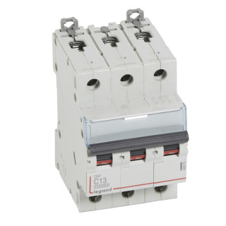 Автоматический выключатель DX³ 10000 - 16 кА - тип характеристики С - 3П - 400 В~ - 13 А - 3 модуля