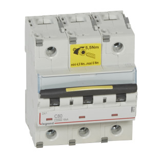 Автоматический выключатель DX³ 10000 - 16 кА - тип характеристики С - 3П - 400 В~ - 80 А - 4,5 модуля