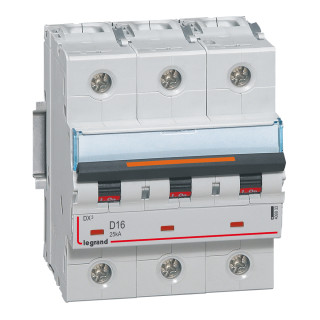 Автоматический выключатель DX³ - 25 кА - тип характеристики D - 3П - 400 В~ - 16 А - 4,5 модуля