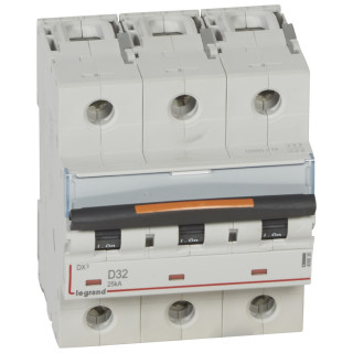 Автоматический выключатель DX³ - 25 кА - тип характеристики D - 3П - 400 В~ - 32 А - 4,5 модуля