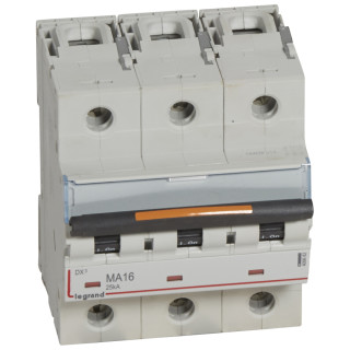 Автоматический выключатель DX³ MA - 25 кА - тип характеристики MA - 3П - 400 В~ - 16 А - 4,5 модуля