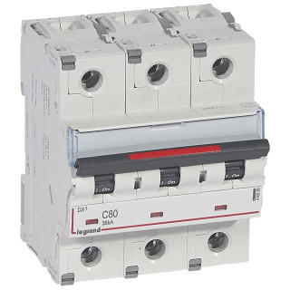 Автоматический выключатель DX³ - 36 кА - тип характеристики С - 3П - 230/400 В~ - 80 А - 4,5 модуля
