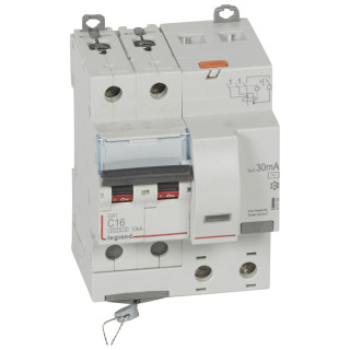 Автоматический выключатель дифференциального тока DX³ 6000 - 10 кА - тип характеристики С - 2П - 230 В~ - 16 А - тип AС - 30 мА - 4 модуля