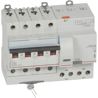 Автоматический выключатель дифференциального тока DX³ 6000 - 10 кА - тип характеристики С - 4П - 400 В~ - 50 А - тип AС - 300 мА - 7 модуля