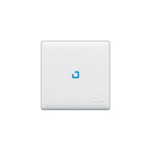 Valena LIFE IP44.Выключатель 10АХ 250В с подсветкой.С лицевой панелью.Белый