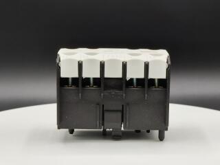 Блок вспомогательных контактов 4 полюса, 4Н+2НЗ, винтовые Зажимы