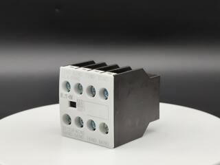 Блок вспомогательных контактов 4 полюса, 4НО, винтовые Зажимы