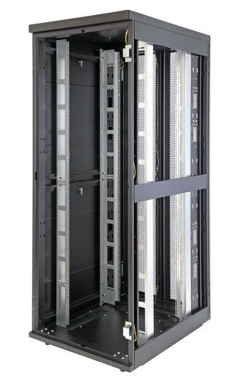 Шкаф Rackcenter D9000 42U 750 × 1200, передняя дверь перфорированная одностворчатая, задняя дверь перфорированная двустворчатая, черный