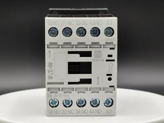 Вспомогательное реле 4А,  управляющее напряжение 24В (DС), контакты 3НО+1НЗ, категория применения AC-15