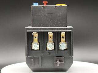 Реле перегрузки, доп. контакты 1НЗ+1НО, уставка расцепителя 24…40 А, для контакторов DILM40…65, SDAINLM70…115, DIULM40…65